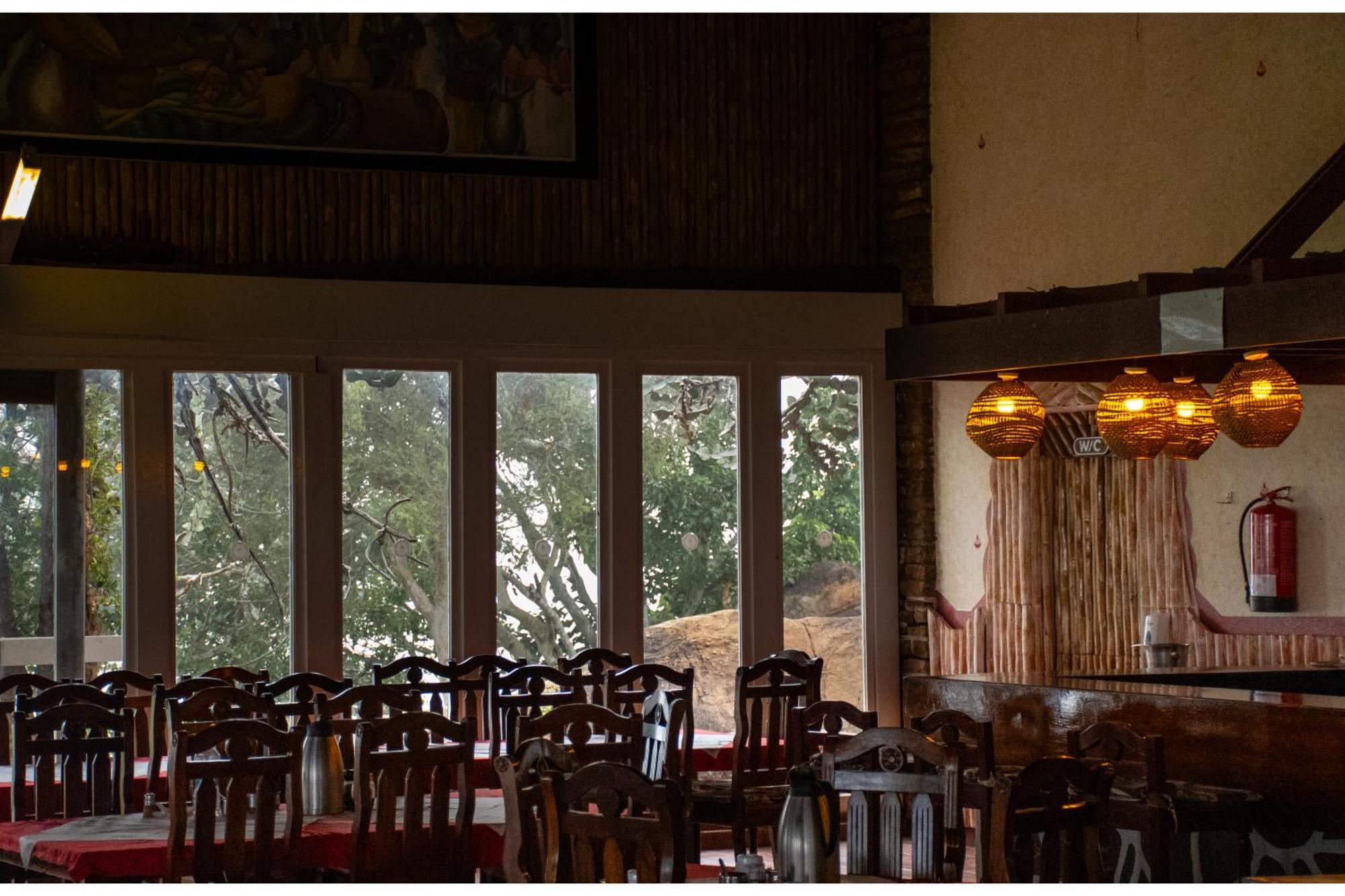 Ngulia Safari Lodge Ithumba Kültér fotó